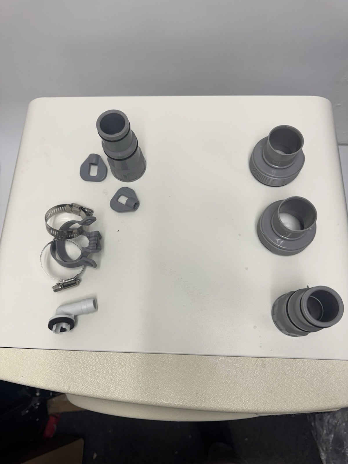 Aquastrong HEX016 16,000 BTU Heat Pump For 5,000 Gallons Pools 120V3